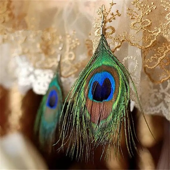 “Showtime” Peacock Bird Feather Statement Earrings - Picture 10 of 12